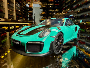 PORSCHE GT2 RS