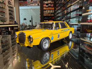 MERCEDES BENZ 300 SEL 6.8