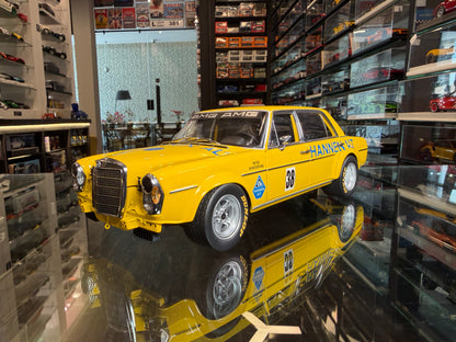 MERCEDES BENZ 300 SEL 6.8