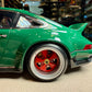 PORSCHE SINGER
