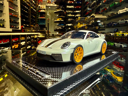PORSCHE 992.2 GT3 ( one of 66 )