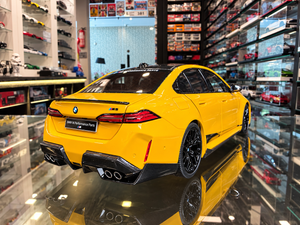 BMW M5 M PERFORMANCE PARTS