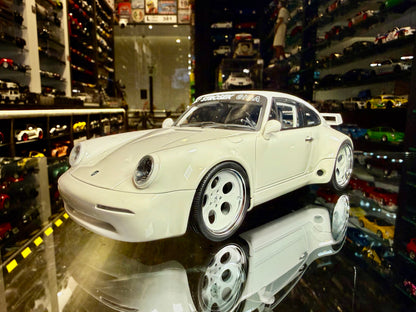 PORSCHE STROSEK GIGA