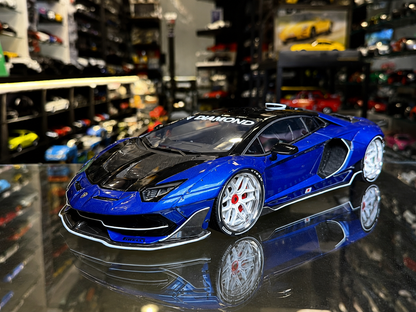 LAMBORGHINI AVENTADOR SVJ