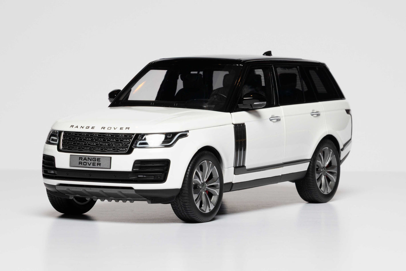 RANGE ROVER SVA DYNAMIC