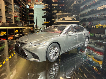 LEXUS LS 500