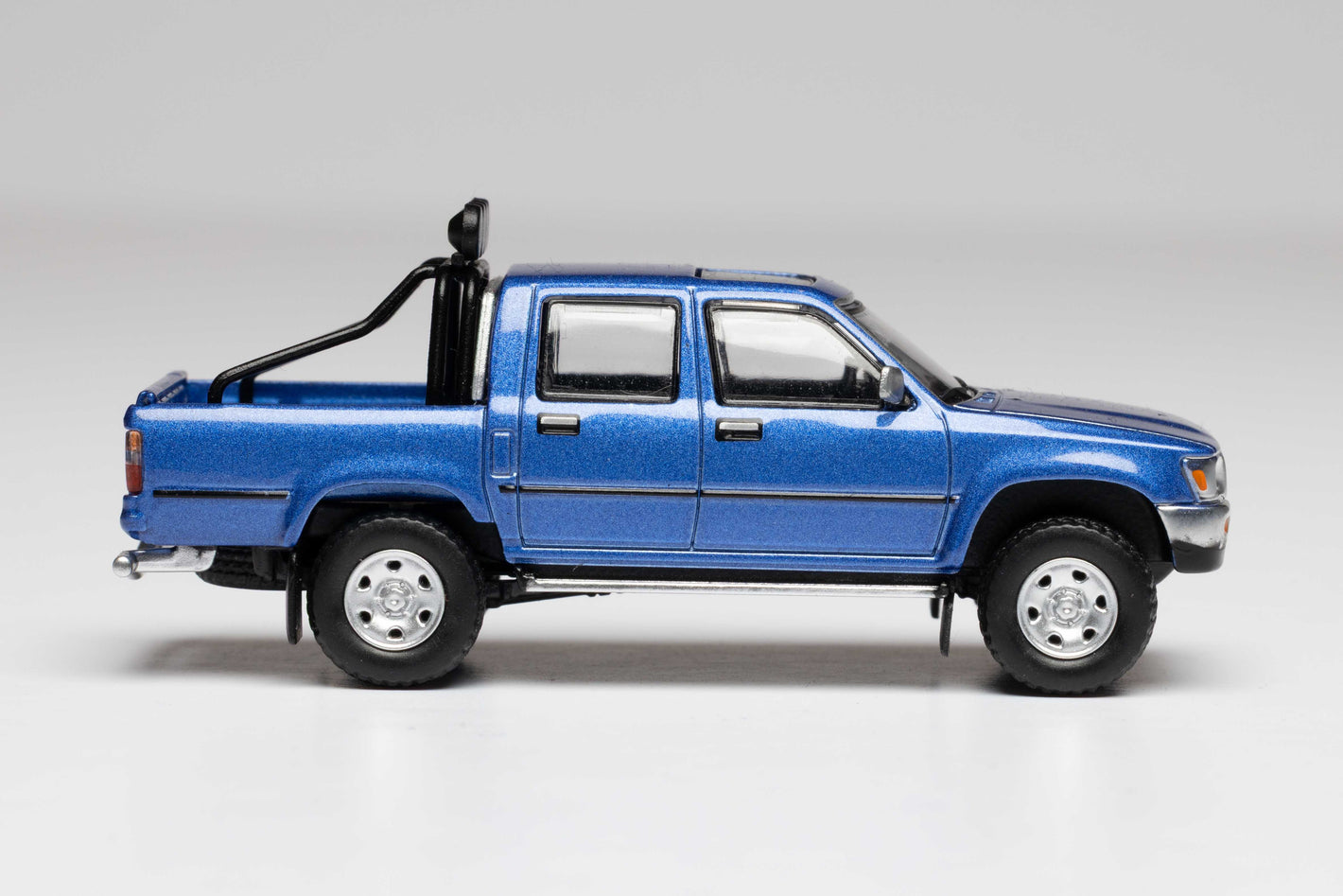 TOYOTA LANDCRUISER