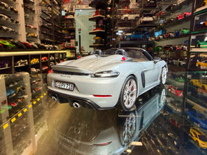PORSCHE SPYDER RS