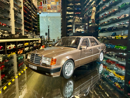 MERCEDES-BENZ E500