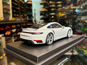 PORSCHE 911 TURBO S
