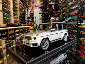 MERCEDES-AMG G63 UAE GOLDEN JUBILEE EDITION