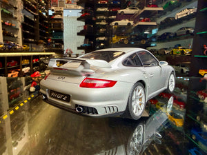 PORSCHE 911 GT2