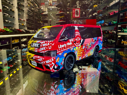 TOYOTA HIACE LBWK ( LIMITED )