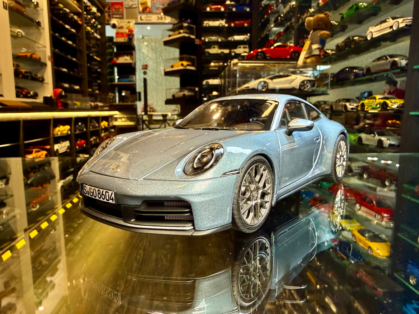 PORSCHE 911 CARRERA