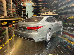 LEXUS LS 500