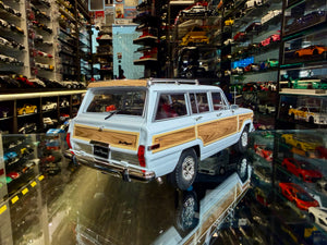JEEP GRAND WAGONEER