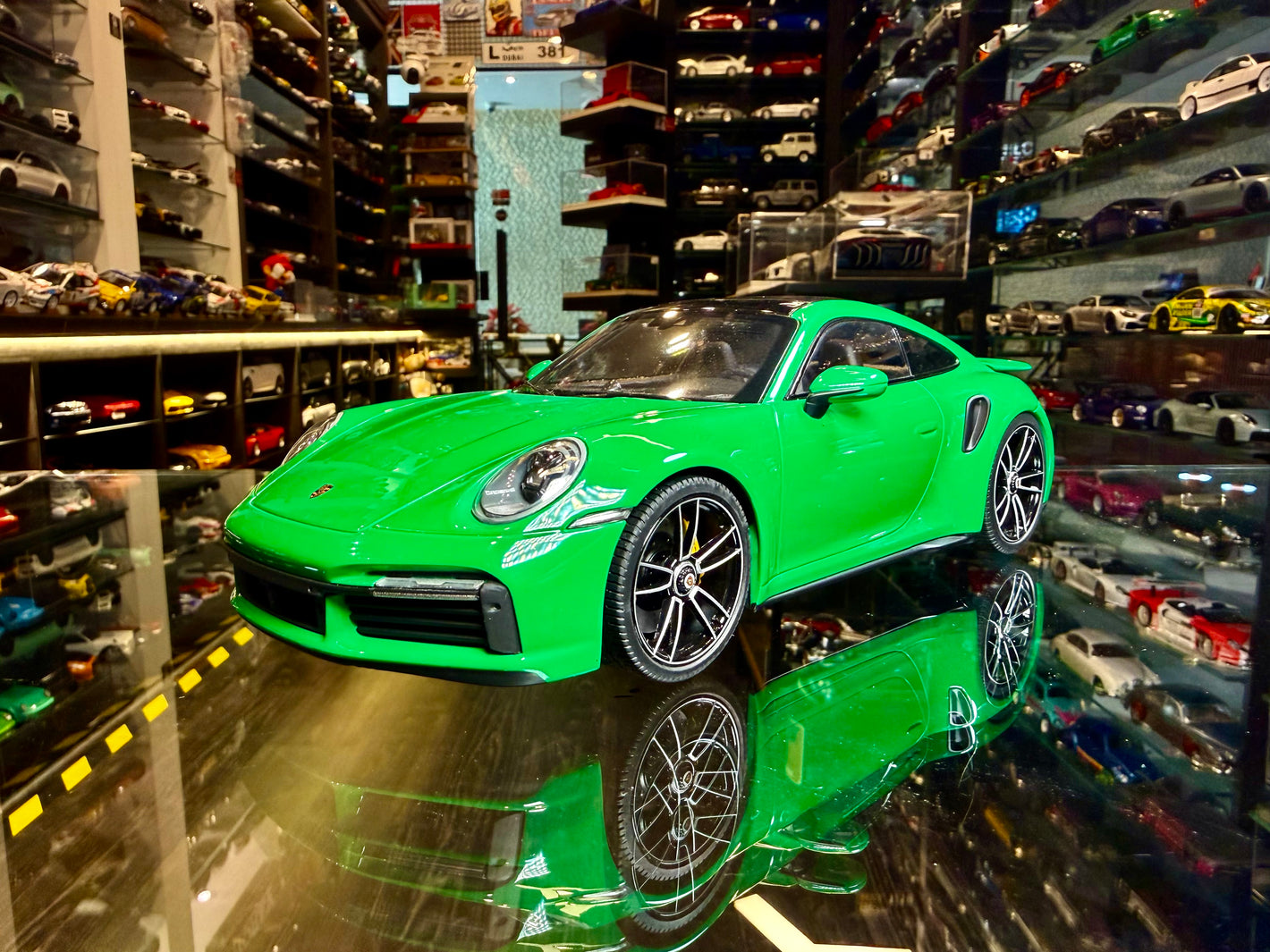 PORSCHE 911 TURBO S