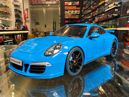 PORSCHE 911 CARRERA 4S