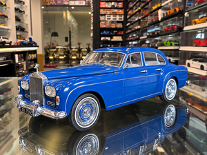 ROLLS ROYCE SILVER CLOUD 3/FLYING SPUR H.J MULLINER