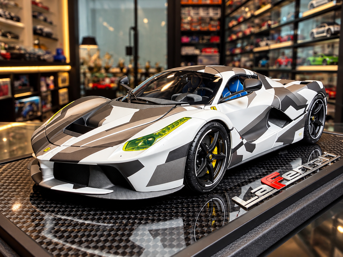 La Ferrari Camouflage edition/ 3 of 20