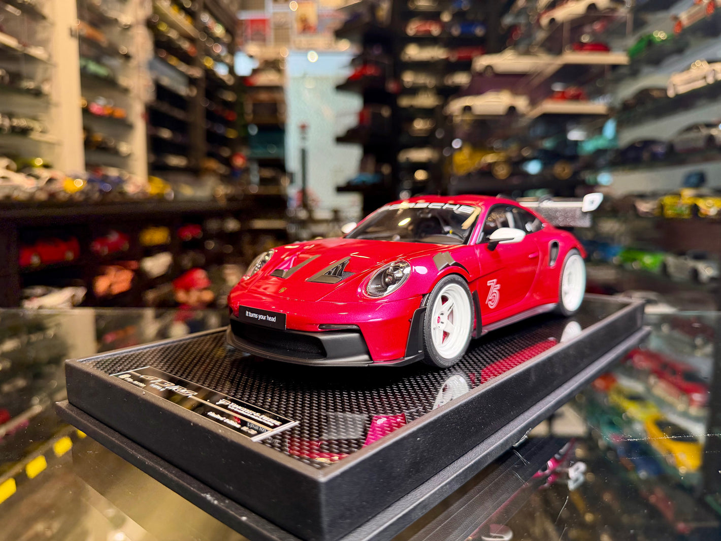 PORSCHE GT3 RS - 14 of 30 pieces