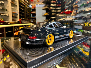 PORSCHE SINGER DLS