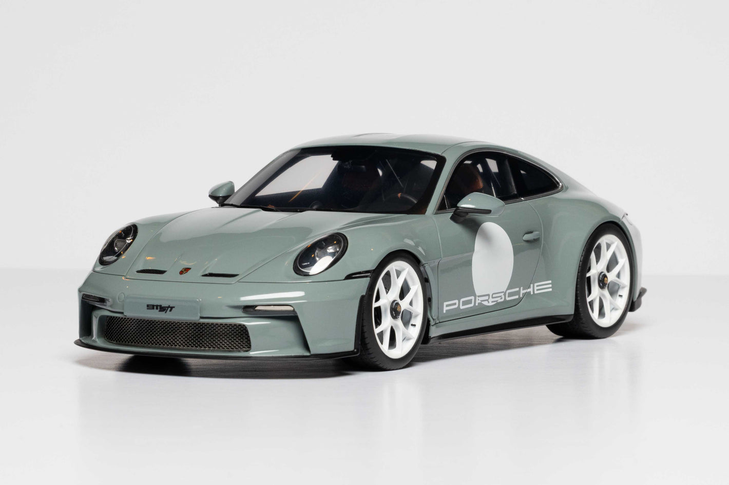 PORSCHE 911ST