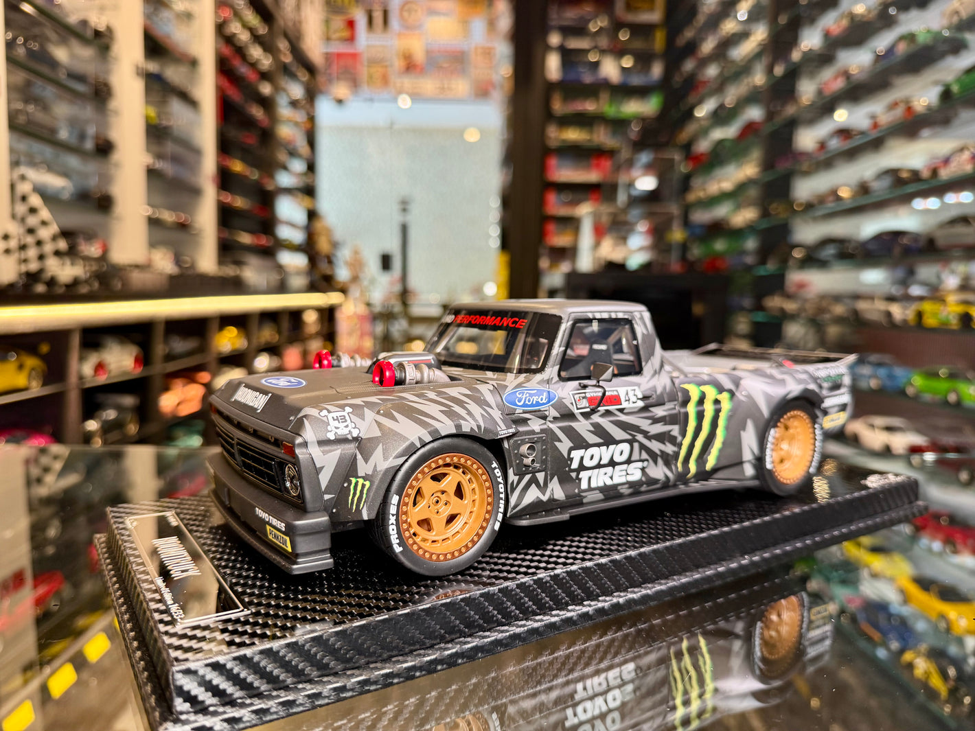 FORD HOONITRUCK