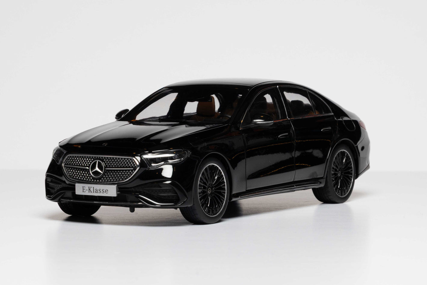 MERCEDES BENZ E CLASS