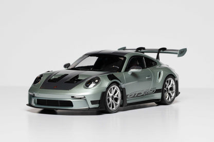 PORSCHE 911 GT3 RS