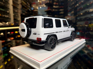 MERCEDES G63 AMG 2025 ( 1 of 10 PIECES )
