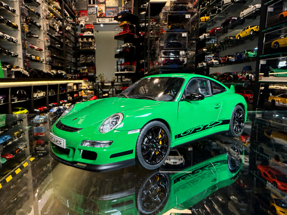 PORSCHE GT3 RS