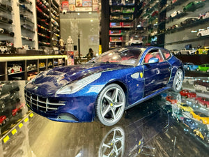 FERRARI FF