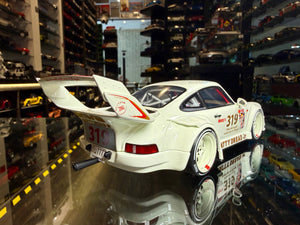 PORSCHE RWB