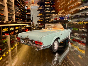 MERCEDES BENZ 230 SL