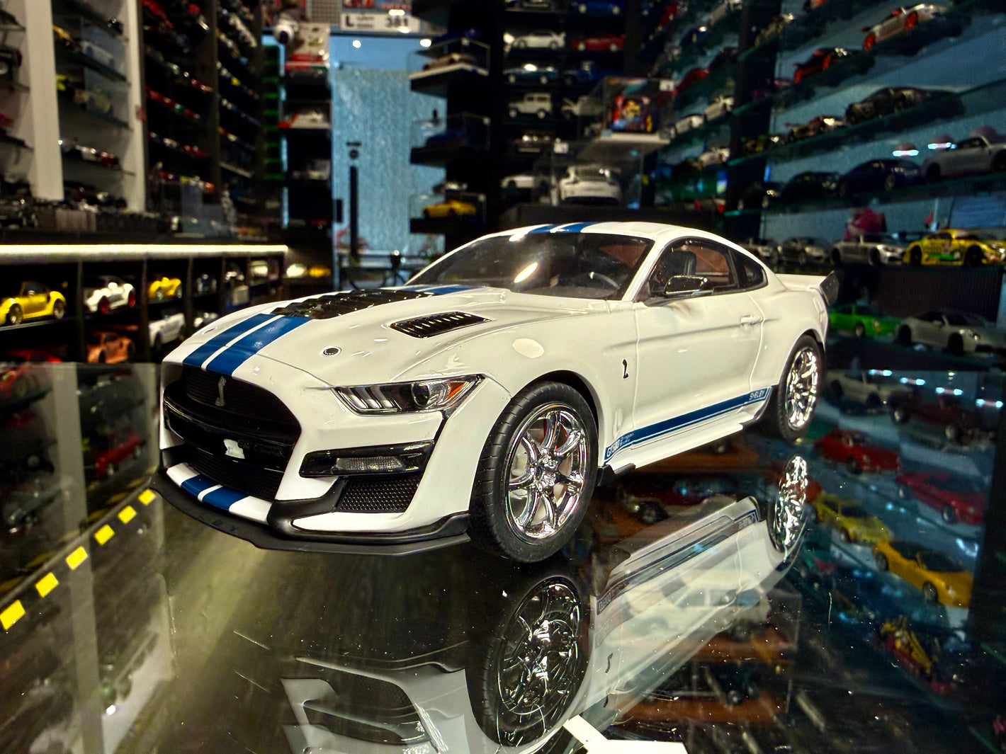 SHELBY GT500 DRAGON SNAKE