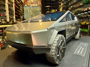 CYBERTRUCK - stainless steel