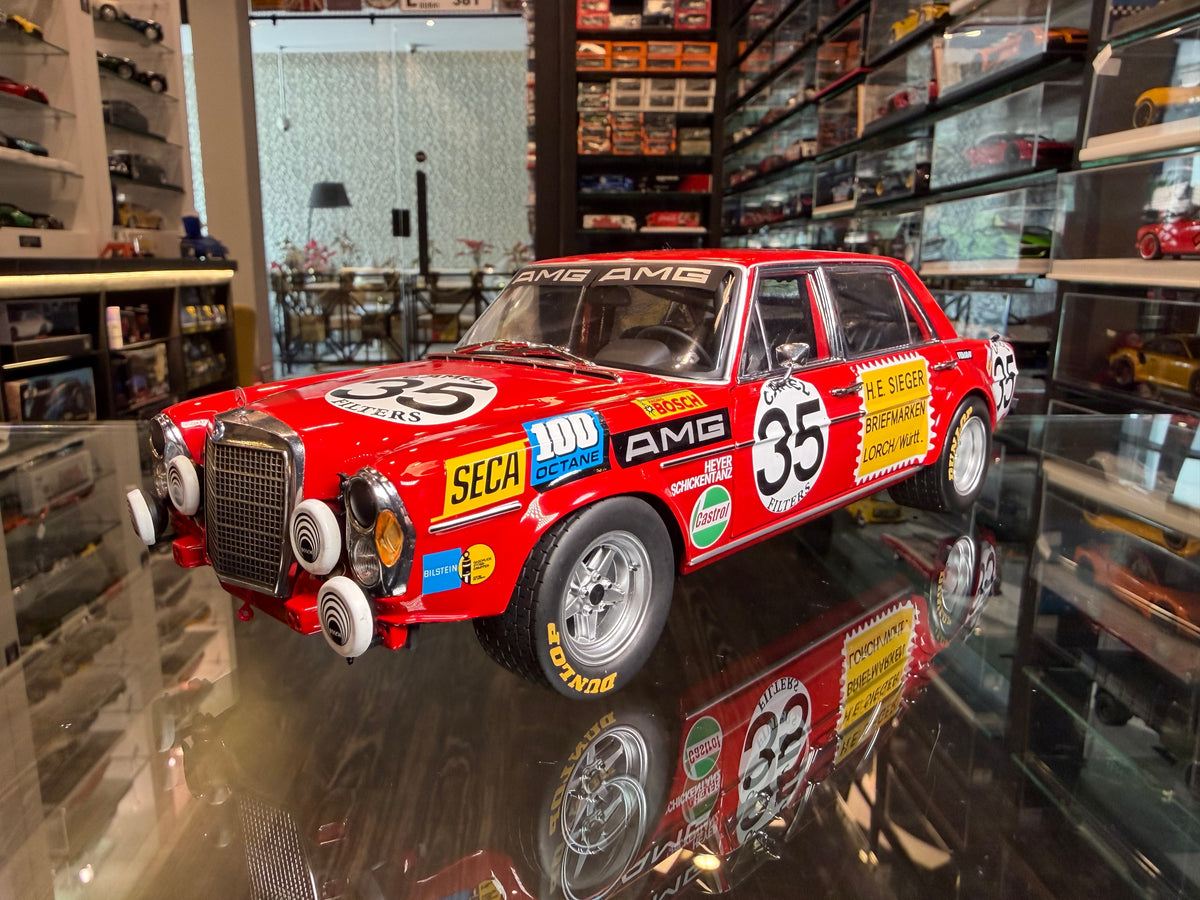 MERCEDES BENZ 300 SEL 6.8