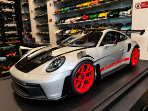 PORSCHE GT3RS WEISSACH