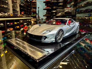 FERRARI 812 SUPERFAST ( 1 of 8 PIECES )