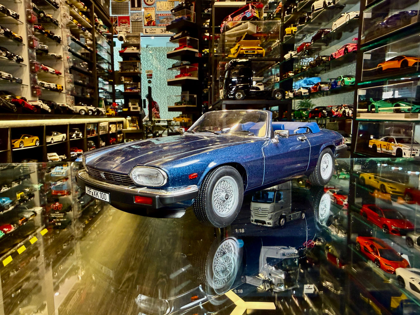 JAGUAR XJ S