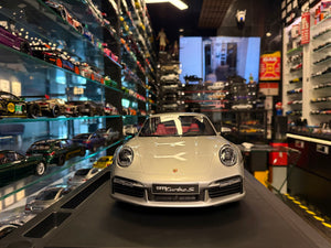 PORSCHE 911 TURBO S