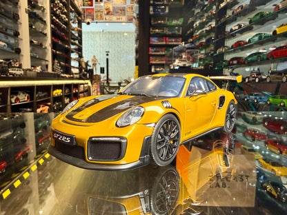 PORSCHE 911 GT2 RS