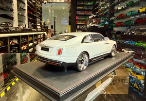 ROLLS-ROYCE SPECTRE