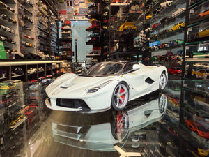 LA FERRARI ( Used item )