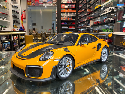 PORSCHE GT2 RS