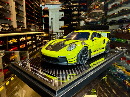 PORSCHE 911 GT3 RS MR