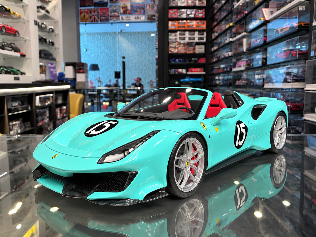 FERRARI 488 PISTA SPIDER