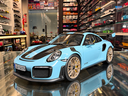 PORSCHE GT2 RS
