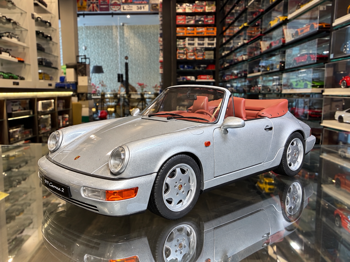 PORSCHE CARRERA 911